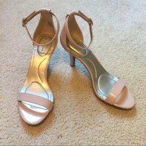 Bandolino Pastel Pink Heels
